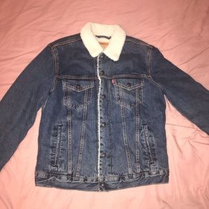 “Levi’s” Classic Sherpa Jean Jacket